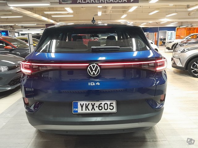 Volkswagen ID.4 6