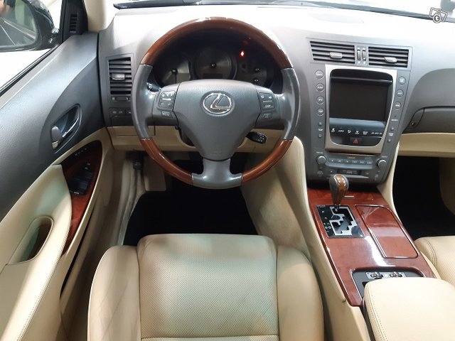 Lexus GS 5
