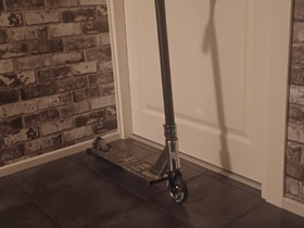 Scootti, Rullaluistelu ja skeittaus, Urheilu ja ulkoilu, Salo, Tori.fi Scootti, Rullaluistelu ja skeittaus, Urheilu ja ulkoilu, Salo, Tori.fi