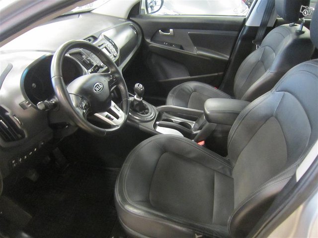 Kia Sportage 9
