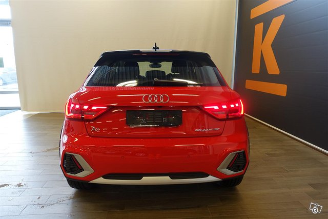 Audi A1 6