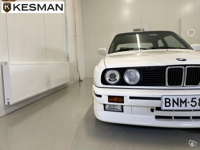 BMW M3 8