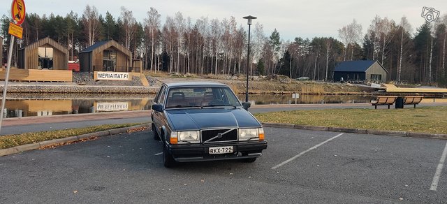 Volvo 740 3