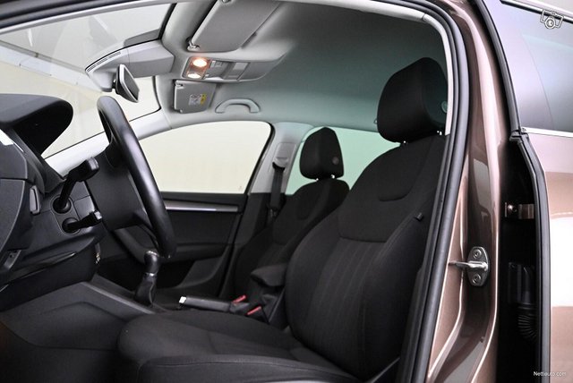 Skoda Octavia 12