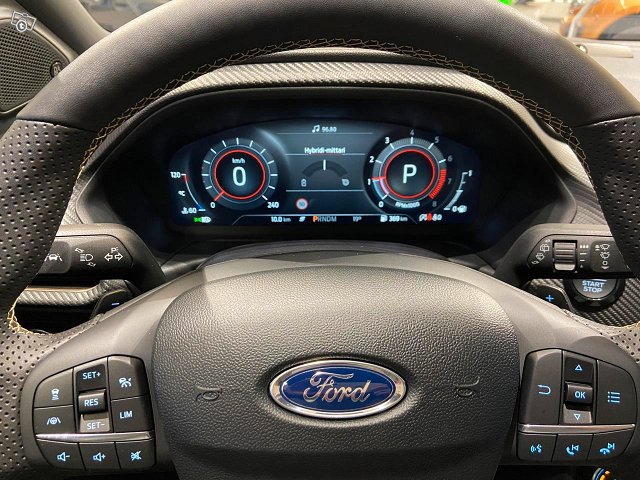 Ford Puma 6