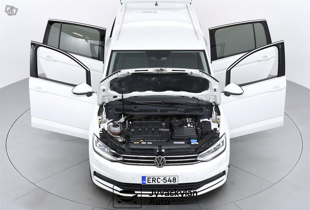 VOLKSWAGEN Touran 12