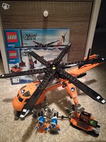 lego arctic helicrane