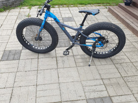 24" fatbike. Scool, Maastopyörät, Polkupyörät ja pyöräily, Kannus, Tori.fi 24" fatbike. Scool, Maastopyörät, Polkupyörät ja pyöräily, Kannus, Tori.fi