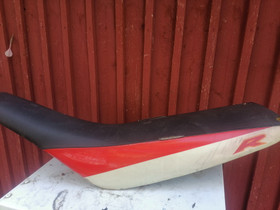 Aprilia rx 50 penkki, Mopojen varaosat ja tarvikkeet, Mototarvikkeet ja varaosat, Kruunupyy, Tori.fi Aprilia rx 50 penkki, Mopojen varaosat ja tarvikkeet, Mototarvikkeet ja varaosat, Kruunupyy, Tori.fi