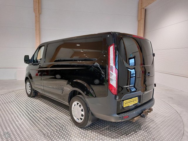 Ford Transit Custom 5