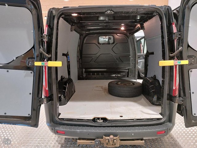 Ford Transit Custom 9