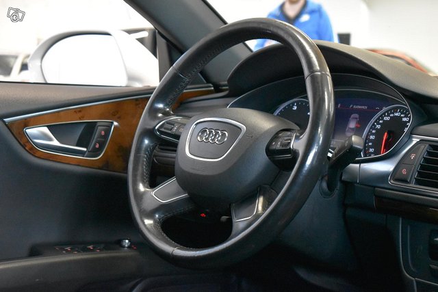 Audi A7 13