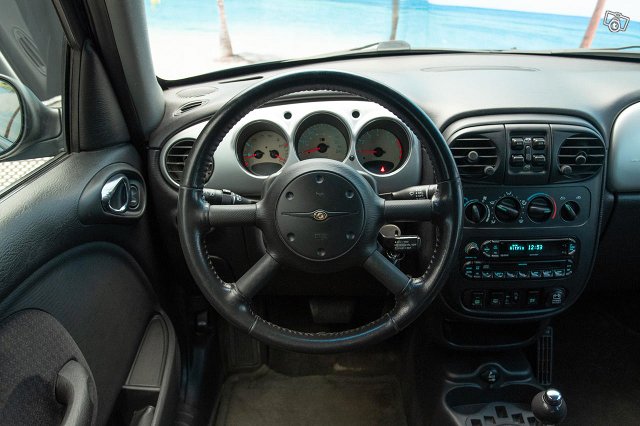 Chrysler PT Cruiser 13