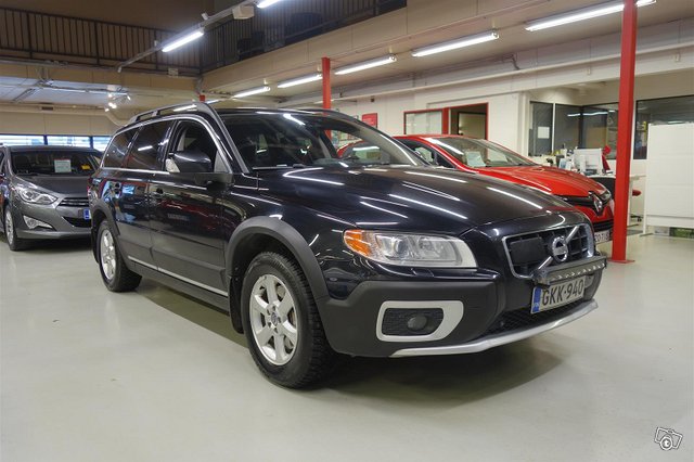 Volvo XC70 3