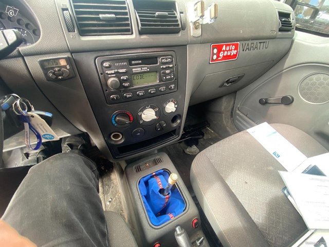 Ford Transit Connect 17