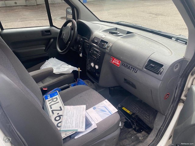 Ford Transit Connect 21