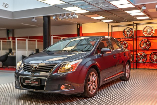 Toyota Avensis 3