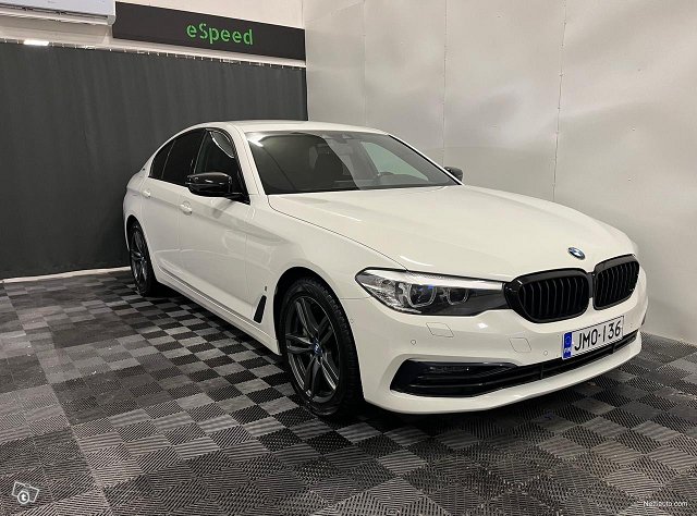 BMW 530