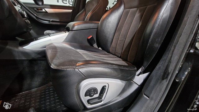 Mercedes-Benz R 12