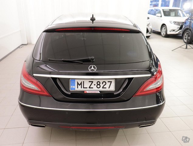 Mercedes-Benz CLS 4