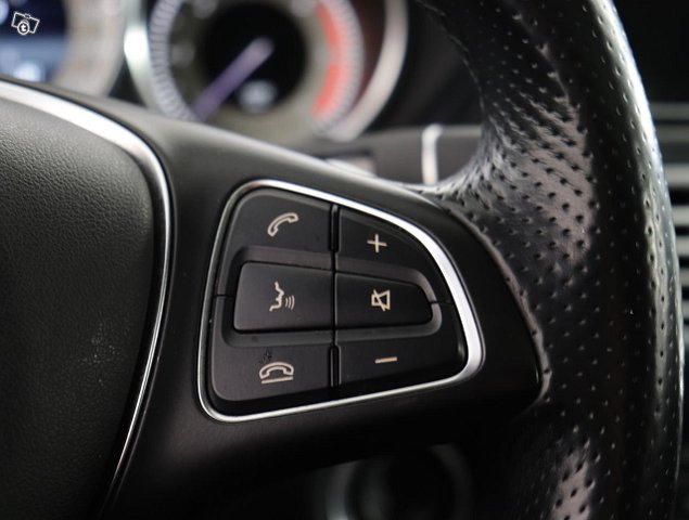 Mercedes-Benz CLS 11