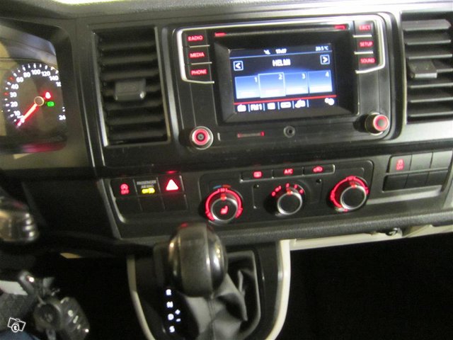 Volkswagen Transporter 11