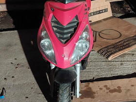 Skootteri Zoner, Skootterit, Moto, Muurame, Tori.fi Skootteri Zoner, Skootterit, Moto, Muurame, Tori.fi