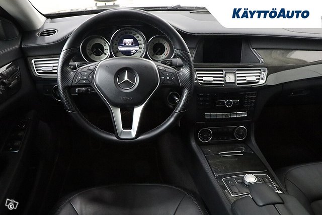 MERCEDES-BENZ CLS 10