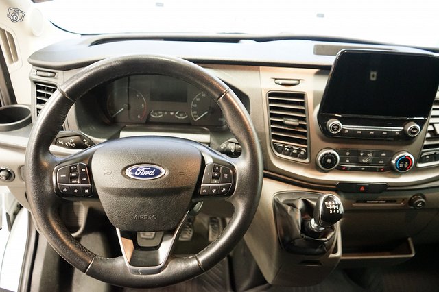 Ford Transit 10