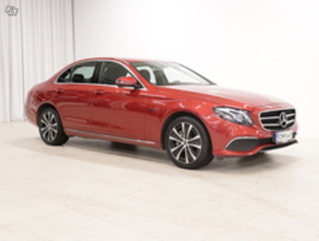 Mercedes-Benz E, kuva 1