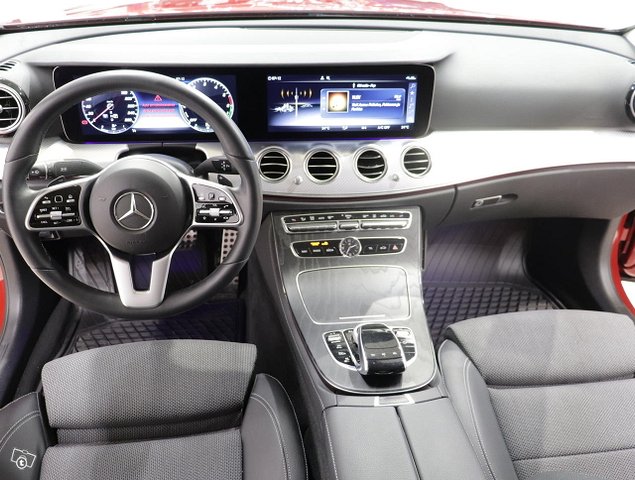 Mercedes-Benz E 9