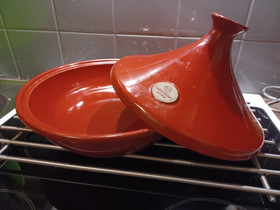 EmilyHenry taginepata, Ruokailuastiat ja aterimet, Keittiötarvikkeet ja astiat, Ylöjärvi, Tori.fi EmilyHenry taginepata, Ruokailuastiat ja aterimet, Keittiötarvikkeet ja astiat, Ylöjärvi, Tori.fi