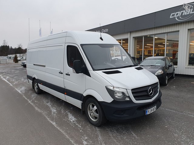 Mercedes-Benz Sprinter 2