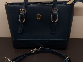 Tommy Hilfiger laukku, Laukut ja hatut, Asusteet ja kellot, Kouvola, Tori.fi Tommy Hilfiger laukku, Laukut ja hatut, Asusteet ja kellot, Kouvola, Tori.fi