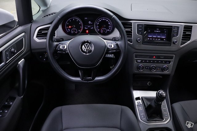 Volkswagen Golf Sportsvan 15