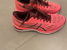 Asics lenkkarit, Vaatteet ja kengät, Seinäjoki, Tori.fi Asics lenkkarit, Vaatteet ja kengät, Seinäjoki, Tori.fi