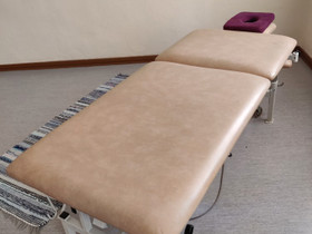Hierontapöytä, Sähköinen, Terveyslaitteet ja hygieniatarvikkeet, Terveys ja hyvinvointi, Riihimäki, Tori.fi Hierontapöytä, Sähköinen, Terveyslaitteet ja hygieniatarvikkeet, Terveys ja hyvinvointi, Riihimäki, Tori.fi
