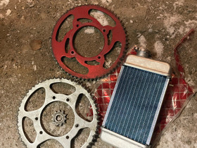 Mopoon rattaita ja syyläri, Mopojen varaosat ja tarvikkeet, Mototarvikkeet ja varaosat, Kouvola, Tori.fi Mopoon rattaita ja syyläri, Mopojen varaosat ja tarvikkeet, Mototarvikkeet ja varaosat, Kouvola, Tori.fi
