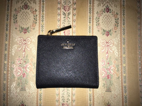 Kate Spade musta nahkalompakko, Muut asusteet, Asusteet ja kellot, Pori, Tori.fi Kate Spade musta nahkalompakko, Muut asusteet, Asusteet ja kellot, Pori, Tori.fi