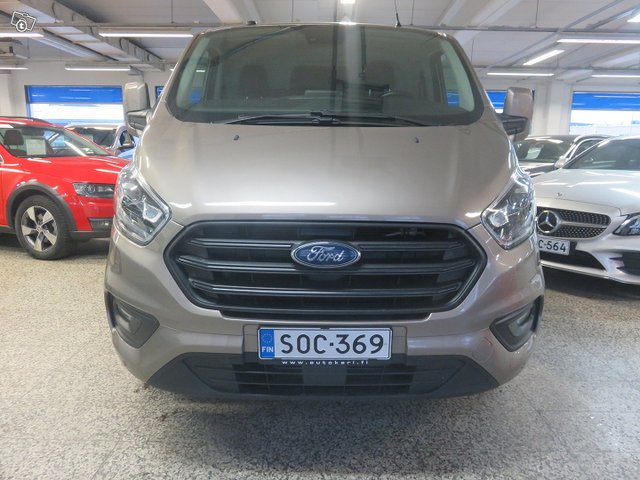 Ford Transit Custom 2