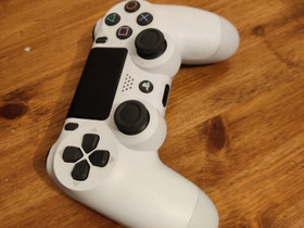 PS4 Ohjain, Pelikonsolit ja pelaaminen, Viihde-elektroniikka, Oulu, Tori.fi PS4 Ohjain, Pelikonsolit ja pelaaminen, Viihde-elektroniikka, Oulu, Tori.fi