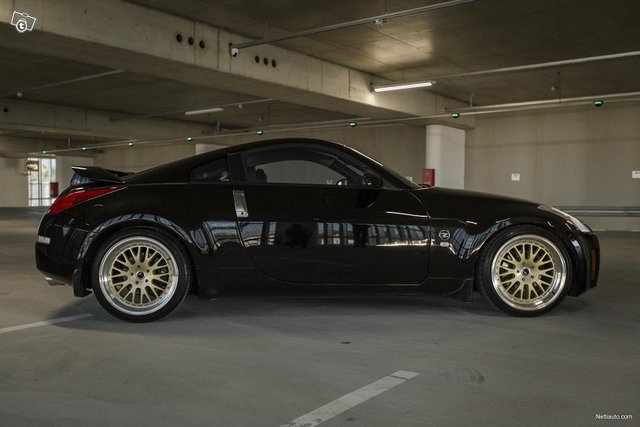 Nissan 350Z 11
