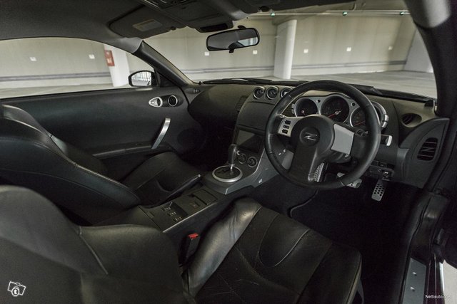 Nissan 350Z 21