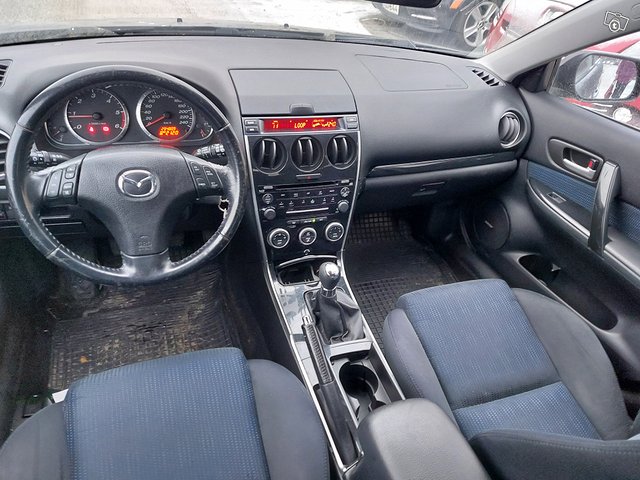 Mazda 6 9