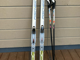 117 cm lasten sukset + 90cm sauvat, Hiihto, Urheilu ja ulkoilu, Lapua, Tori.fi 117 cm lasten sukset + 90cm sauvat, Hiihto, Urheilu ja ulkoilu, Lapua, Tori.fi