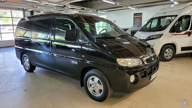 Hyundai H1 Van