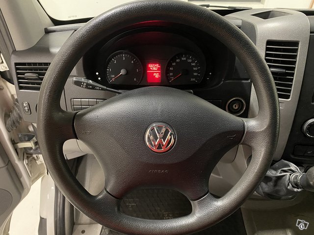 Volkswagen Crafter 6