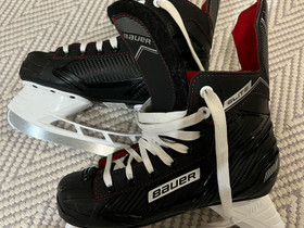 Bauer elite luistimet koko 3, Jääkiekko ja luistelu, Urheilu ja ulkoilu, Kajaani, Tori.fi Bauer elite luistimet koko 3, Jääkiekko ja luistelu, Urheilu ja ulkoilu, Kajaani, Tori.fi