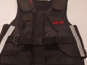 Body pro turvaliivi ratsastukseen lapselle, Muut hevostarvikkeet, Hevoset ja hevosurheilu, Hämeenlinna, Tori.fi Body pro turvaliivi ratsastukseen lapselle, Muut hevostarvikkeet, Hevoset ja hevosurheilu, Hämeenlinna, Tori.fi