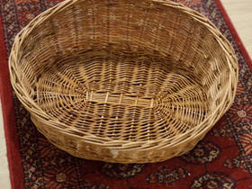 Rottinkikori / lemmikin peti 60x48 cm, Koirien tarvikkeet, Lemmikkieläimet, Helsinki, Tori.fi Rottinkikori / lemmikin peti 60x48 cm, Koirien tarvikkeet, Lemmikkieläimet, Helsinki, Tori.fi